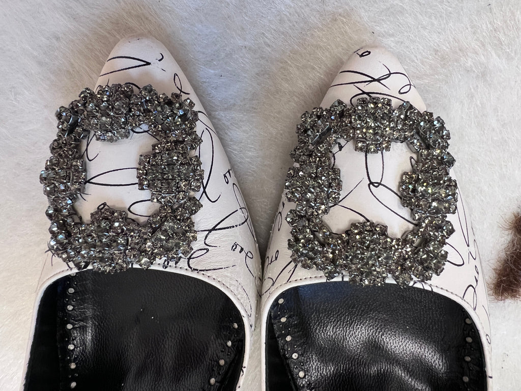 Manolo Blahnik White Crystal Buckle Pointed-Toe Pumps EU37