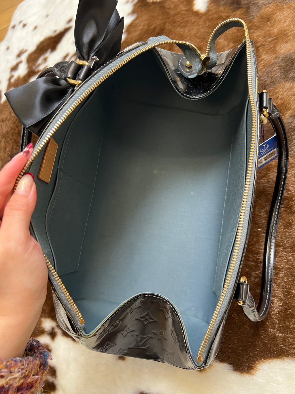 Louis Vuitton Black Monogram Vernis Top Handle Bag